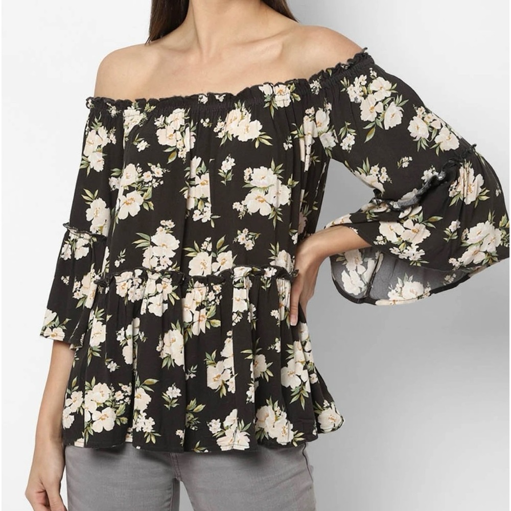 AE Bell Sleeve Top